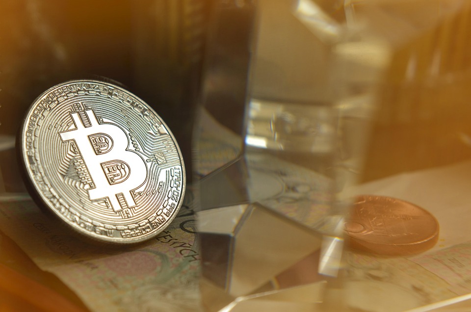 公链Solayer推出USDC结算的金融卡！刷卡有机会获得代币Layer